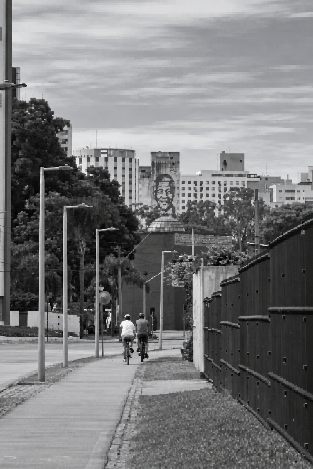 Cyclistes dans un environnement urbain